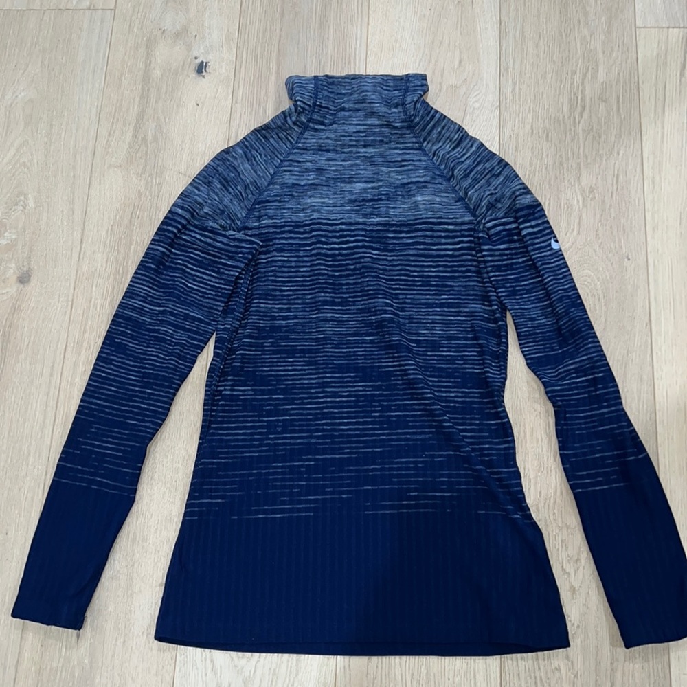 Nike Fleece Long Sleeve Turtleneck Top EUC